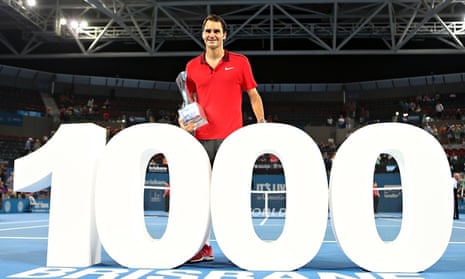 Roger Federer reached the career milestone of 1,000 wins following his three-set defeat of Milos Rao