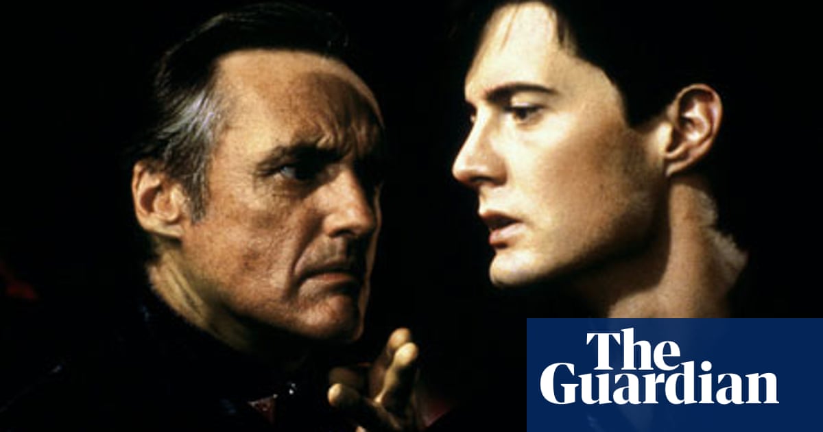 David Lynch S Blue Velvet Why I Still Can T Take My Eyes Off It David Lynch The Guardian David Lynch S Blue Velvet Why I Still Can T Take My Eyes Off It David Lynch The Guardian