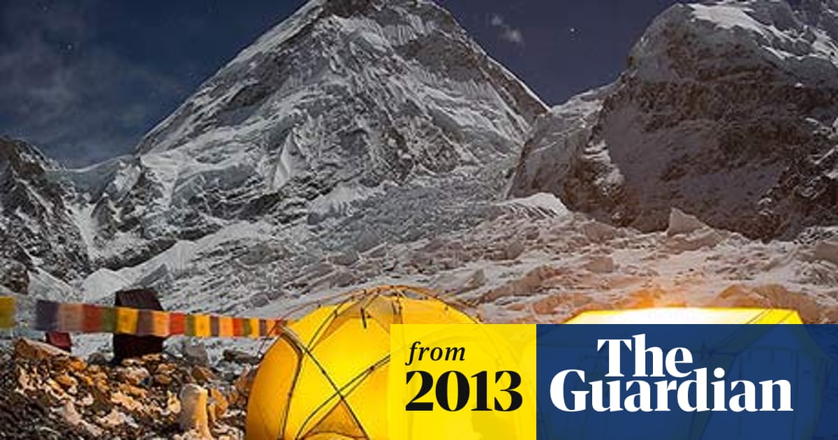 Everest Climbers Abandon Ascent After Attack By Scores Of Angry Sherpas Mount Everest The Guardian - everest climbers abandon ascent after how to climb mount everest in roblox Everest Climbers Abandon Ascent After Attack By Scores Of Angry Sherpas Mount Everest The Guardian - how to climb mount everest in roblox