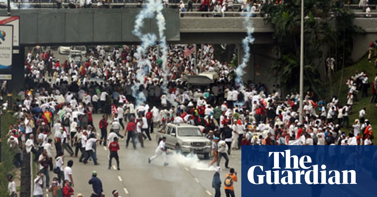 Malaysia Drops English Language Teaching World News The Guardian Malaysia Drops English Language Teaching World News The Guardian