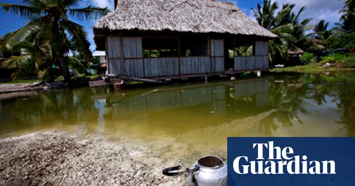 Besieged By The Rising Tides Of Climate Change Kiribati Buys Land In Fiji Climate Crisis The Guardian