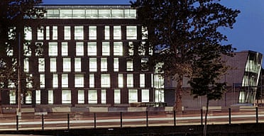 Finnish parliament building extension