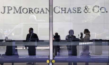 JP Morgan investment boss quits