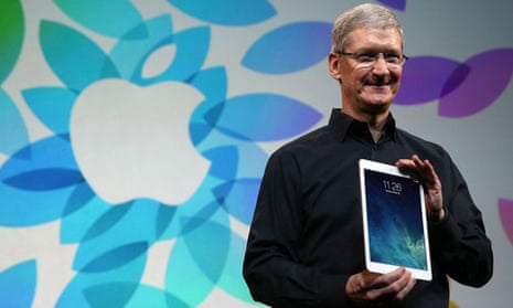 Tim Cook with the new iPad Air
