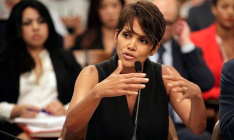 Garner Halle Berry's fight for new anti-paparazzi law in California | Halle Berry | The Guardian