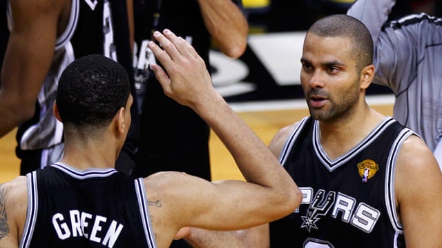 Tony Parker Leads Spurs To Nba Finals Game One Victory At Miami