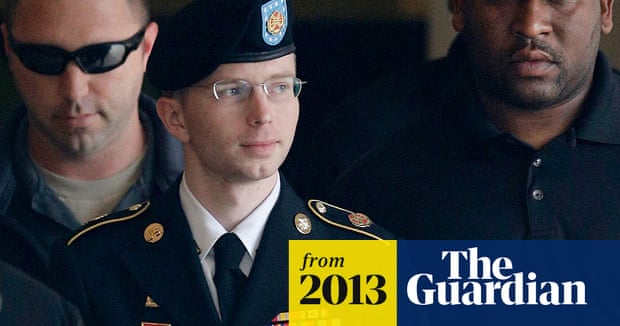 Bradley Manning Given 35 Year Prison Term For Passing Files To Wikileaks Chelsea Manning The Guardian