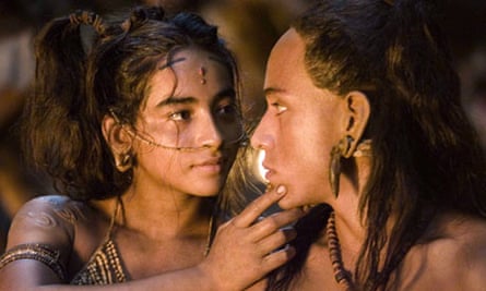 Dalia Hernandez and Rudy Youngblood in Apocalypto