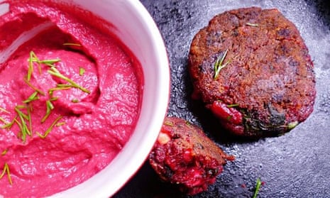 leftover beetroot - beetroot fritters with beetroot hummus