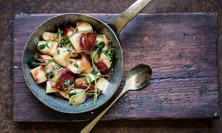 10 best plum recipes: pan-fried plums and parsnips