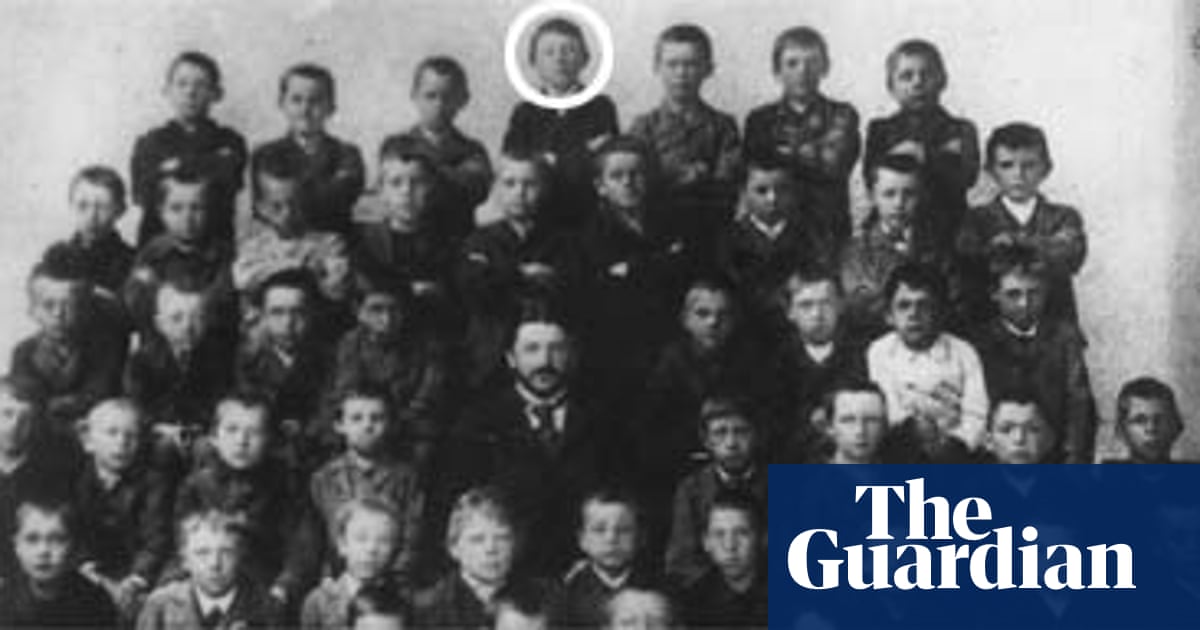 Journal reveals Hitler's dysfunctional family | World news | The Guardian