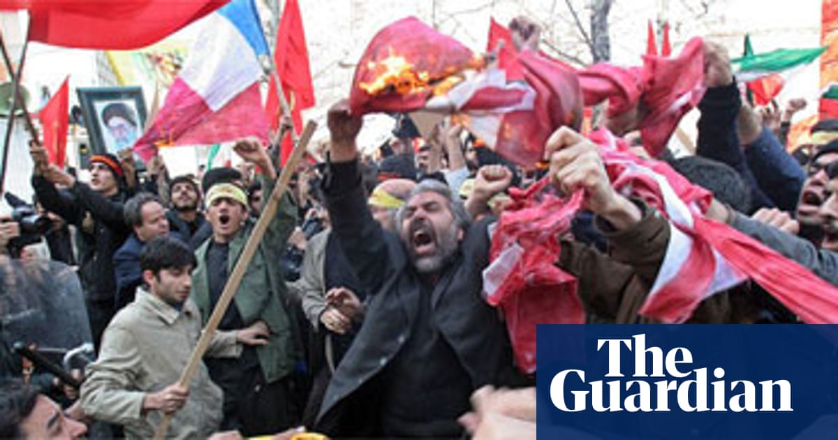 Ewell Emigrere Derfra Danish embassy in Tehran attacked | Religion | The Guardian