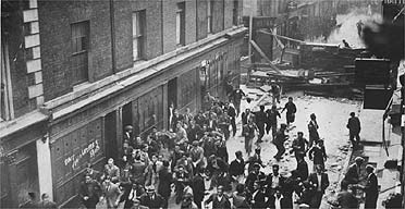 Cable Street demonstrators in 1936