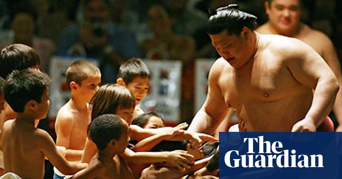 Last Of The Sumo Japanese Youth Turn Their Backs On