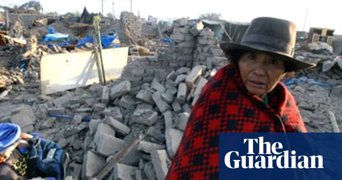 The Earth Was Like Jelly Hundreds Die In Peru Quake But Lima Escapes World News The Guardian