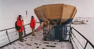 Scientists at the Amundsen-Scott South Pole base