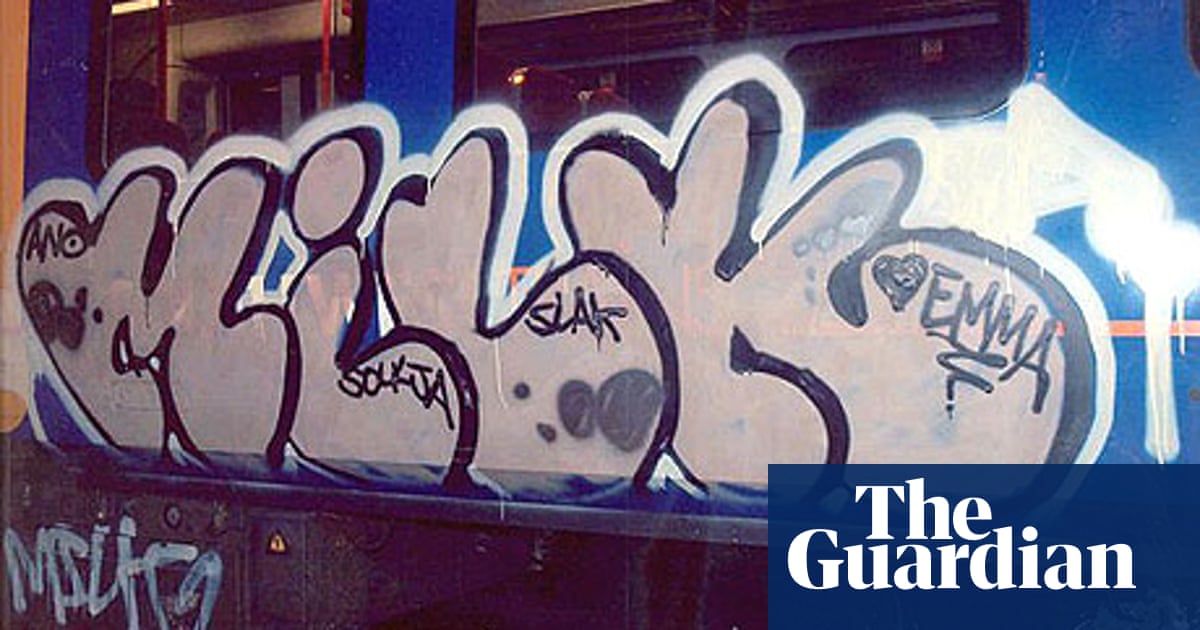 Romantic graffiti artist jailed for amorous train tags Crime The