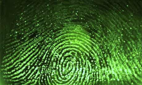 BAAs plans to fingerprint all passengers arriving at Heathrow Terminal 5 have been scrapped because of data protection concerns