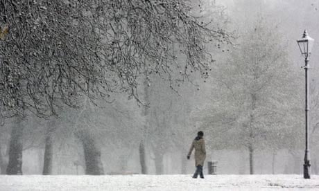 Heavy snow on Clapham Common, London