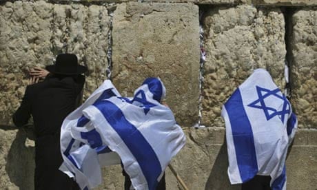 Israelis pray at the Western Wall