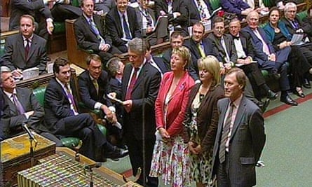 dating someone in aa