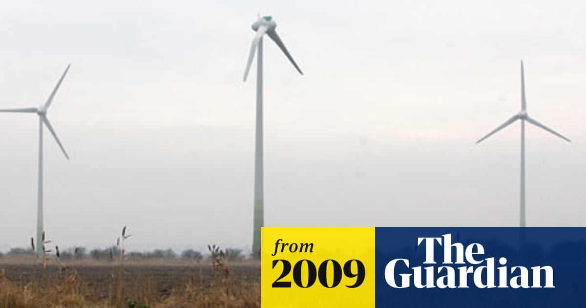 Speculation grows over mysterious wind turbine damage | Wind power ...