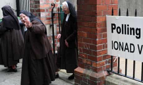 Carmelite convent nuns leave polling station in Dublin