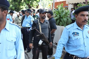Islamabad bomb: Police outside a UN World Food Programme office