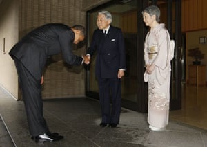Obama in Asia: Barack Obama meets Japanese emperor Akihito 