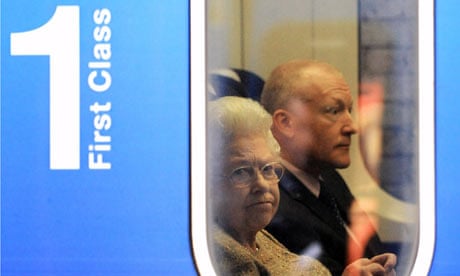 Queen Elizabeth II gets on the train at King's Cross 