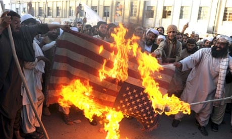 Demonstrators in Quetta set US flag on fire