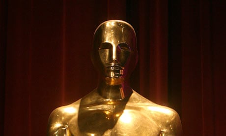 An Oscar statue 