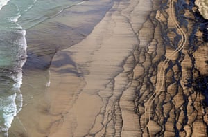 Oil Spill in Queensland: Oil Spill in Queensland, Australia