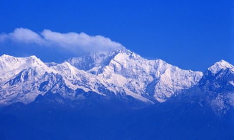 Himalayas: Mount Kanchenjunga from Darjeeling
