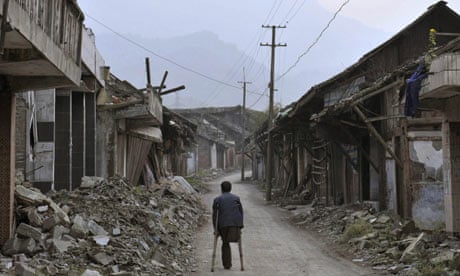 Sichuan earthquake survivor returns home 