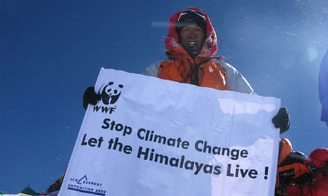 Apa Sherpa on the summit of Everest for the 19th time
