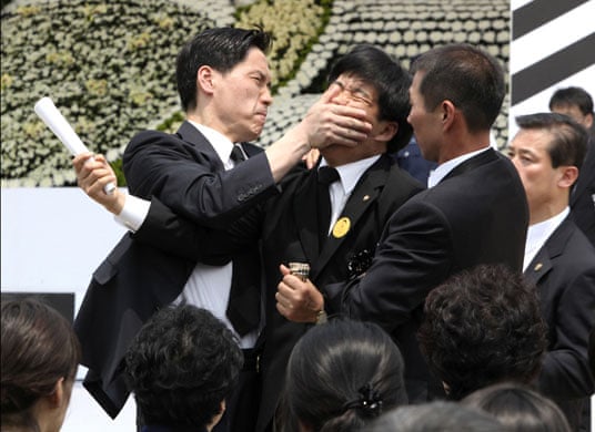 The Funeral Of Roh Moo Hyun World News The Guardian