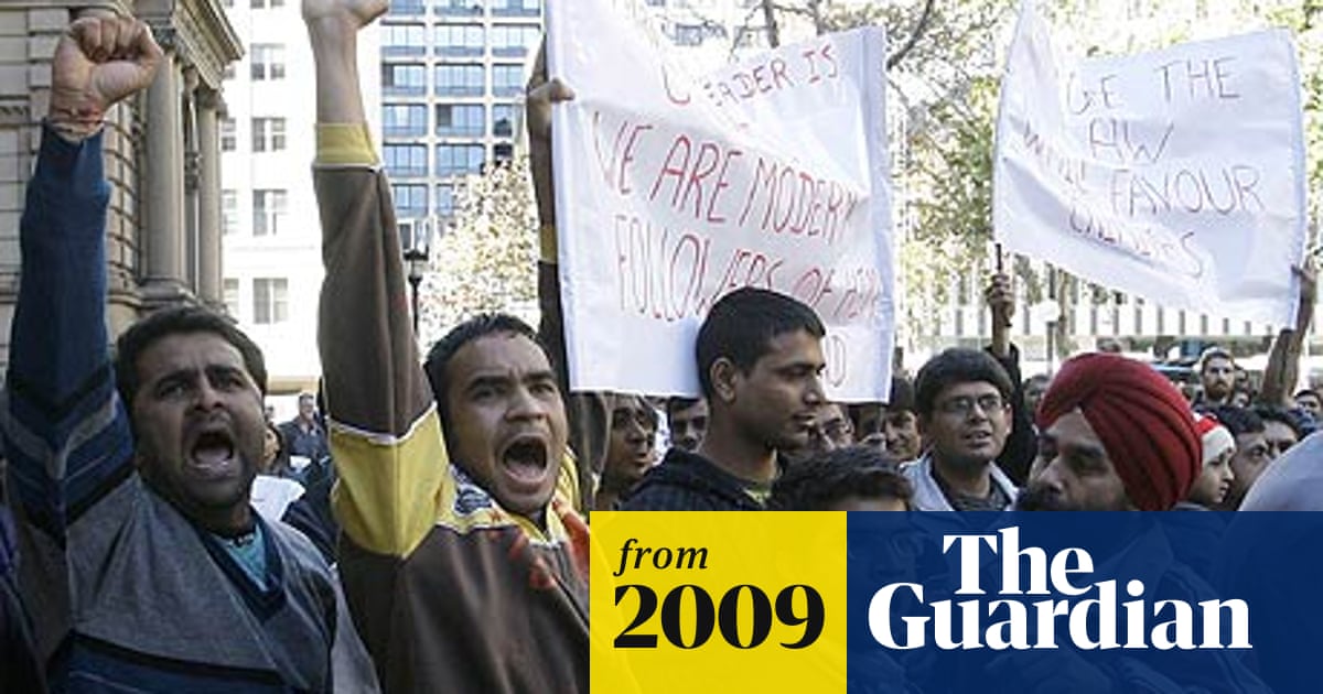 Australian Pm Urges Calm As Violence Flares In Sydney And