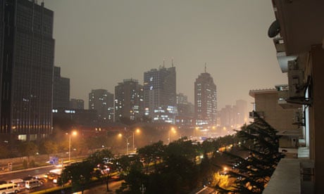 Beijing hit by ferious storm