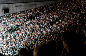 friday wimbledon: Fans watch Federer