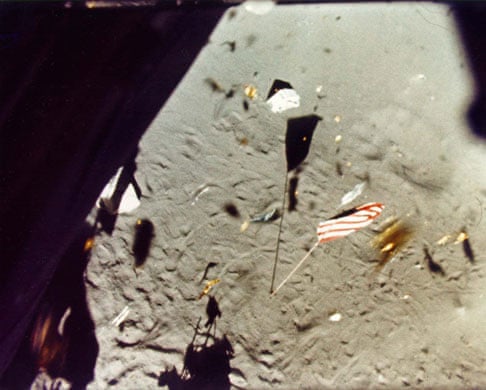 Apollo-14-landing-on-moon-006.jpg?width=
