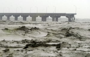 Typhoon Morakot: Kaohsiung county, Taiwan: A bridge is damaged by floods