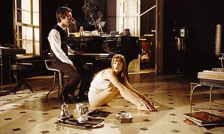 Lucy Gordon in Gainsbourg: Je T’aime, Moi Non Plus