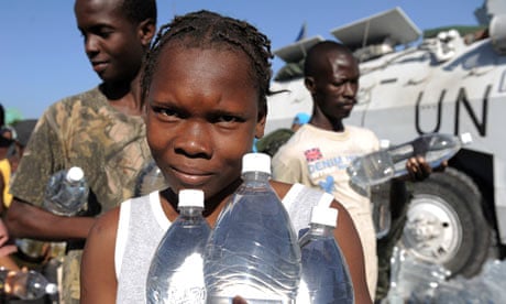 Haitians receive water