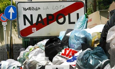 Naples Garbage Images