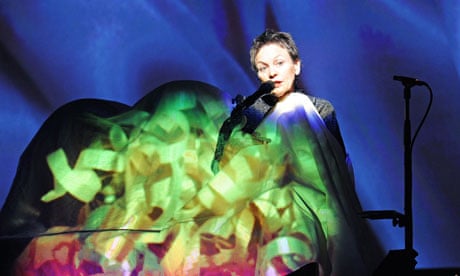 laurie anderson delusion