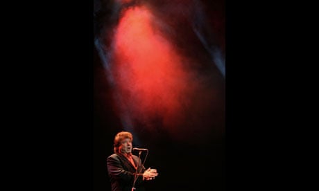 Spanish "cantaor" Enrique Morente performs during Cap Roig Festival in Palafrugell