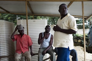Haiti Cité Maxo: Mr. Martin, as he is known gathers with leaders of the camp Cite Maxo