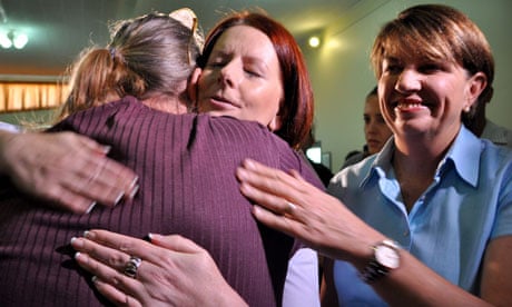 Julia Gillard embraces Sandy Kiddle