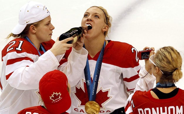 2010 Winter Olympics: After hockey gold for Canada, party is on - Deseret  News